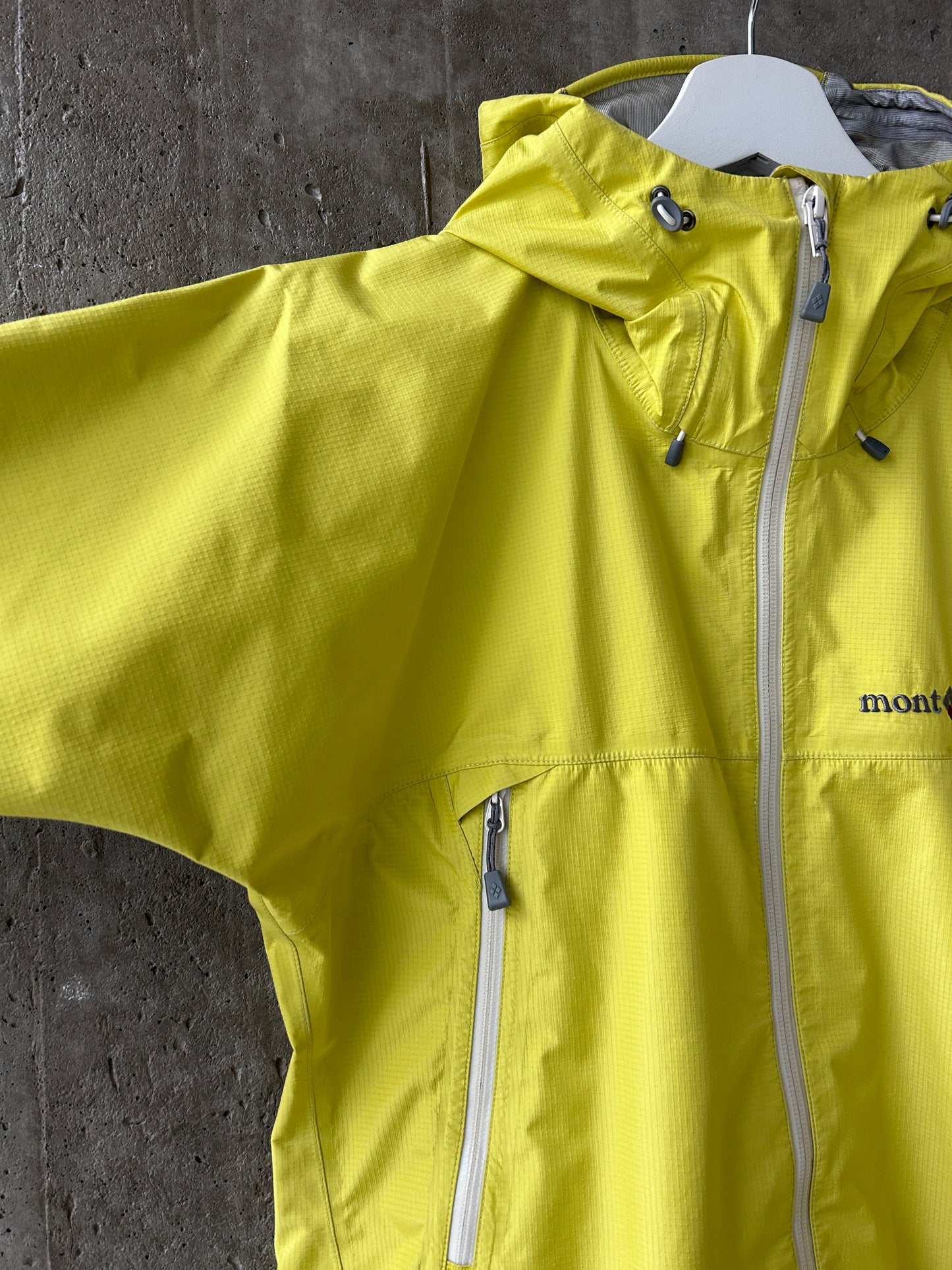 Montbell yellow GORE-TEX ripstop nylon jacket
