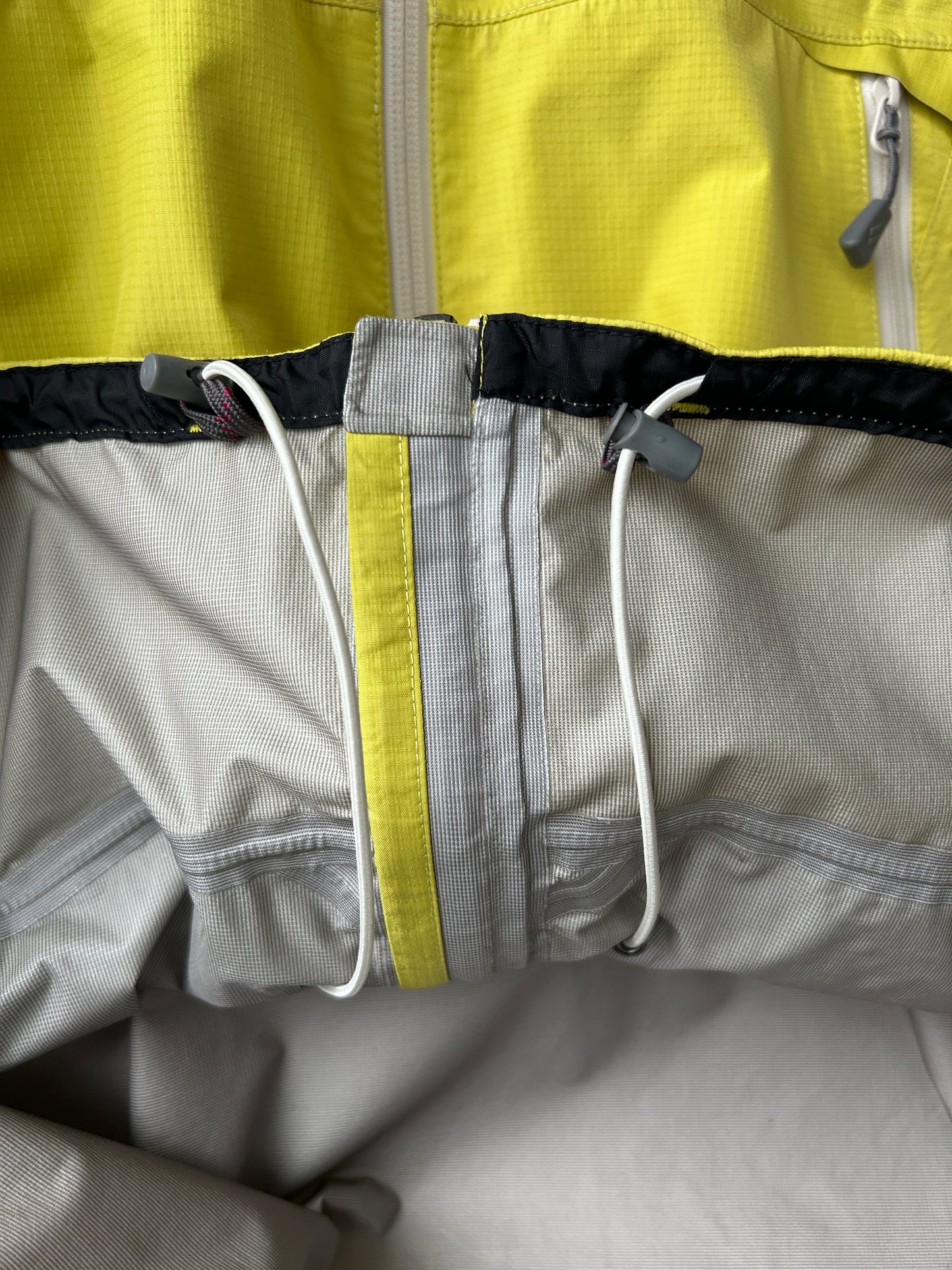 Montbell yellow GORE-TEX ripstop nylon jacket