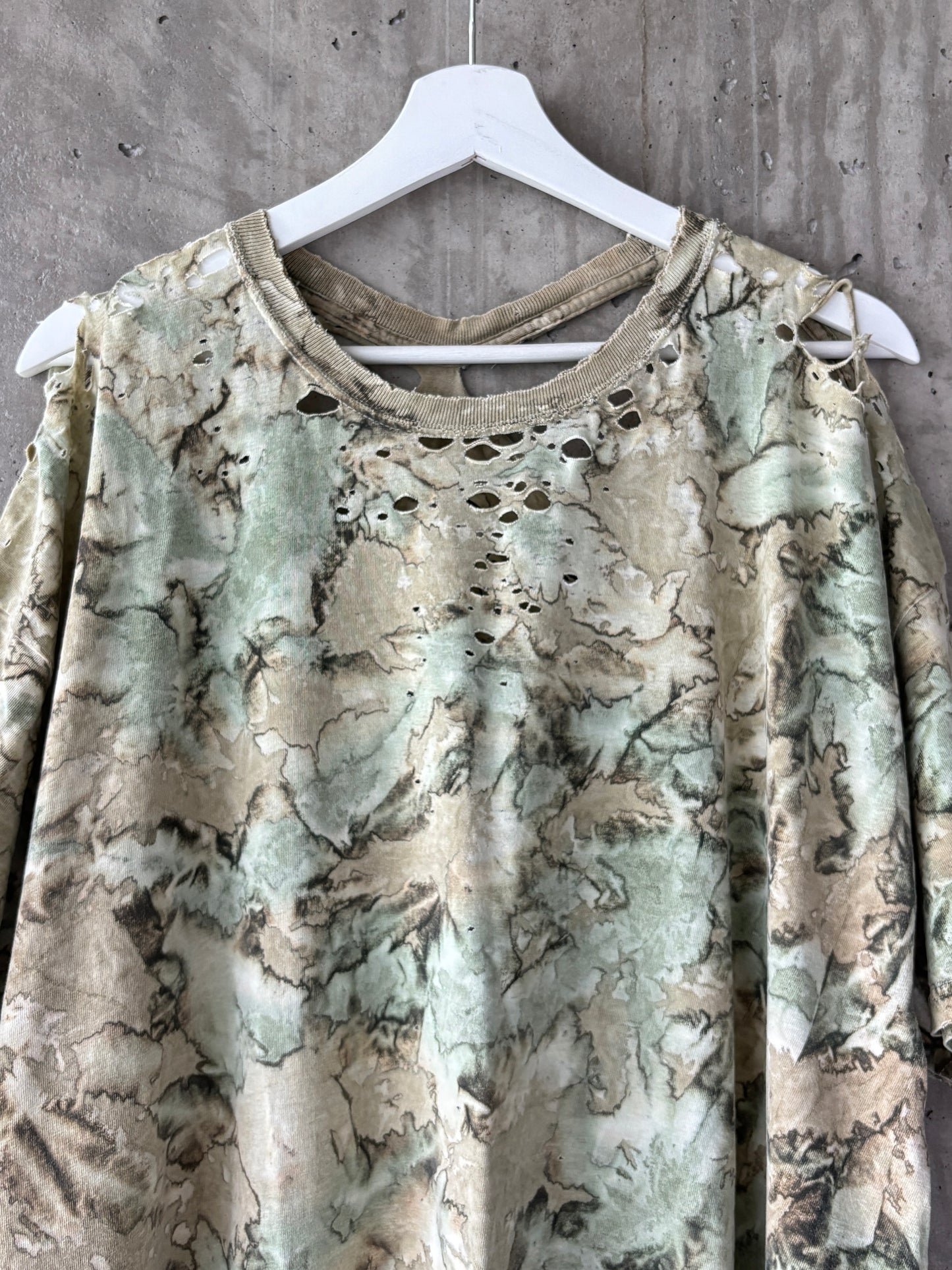 Thrashed ice dye t-shirt