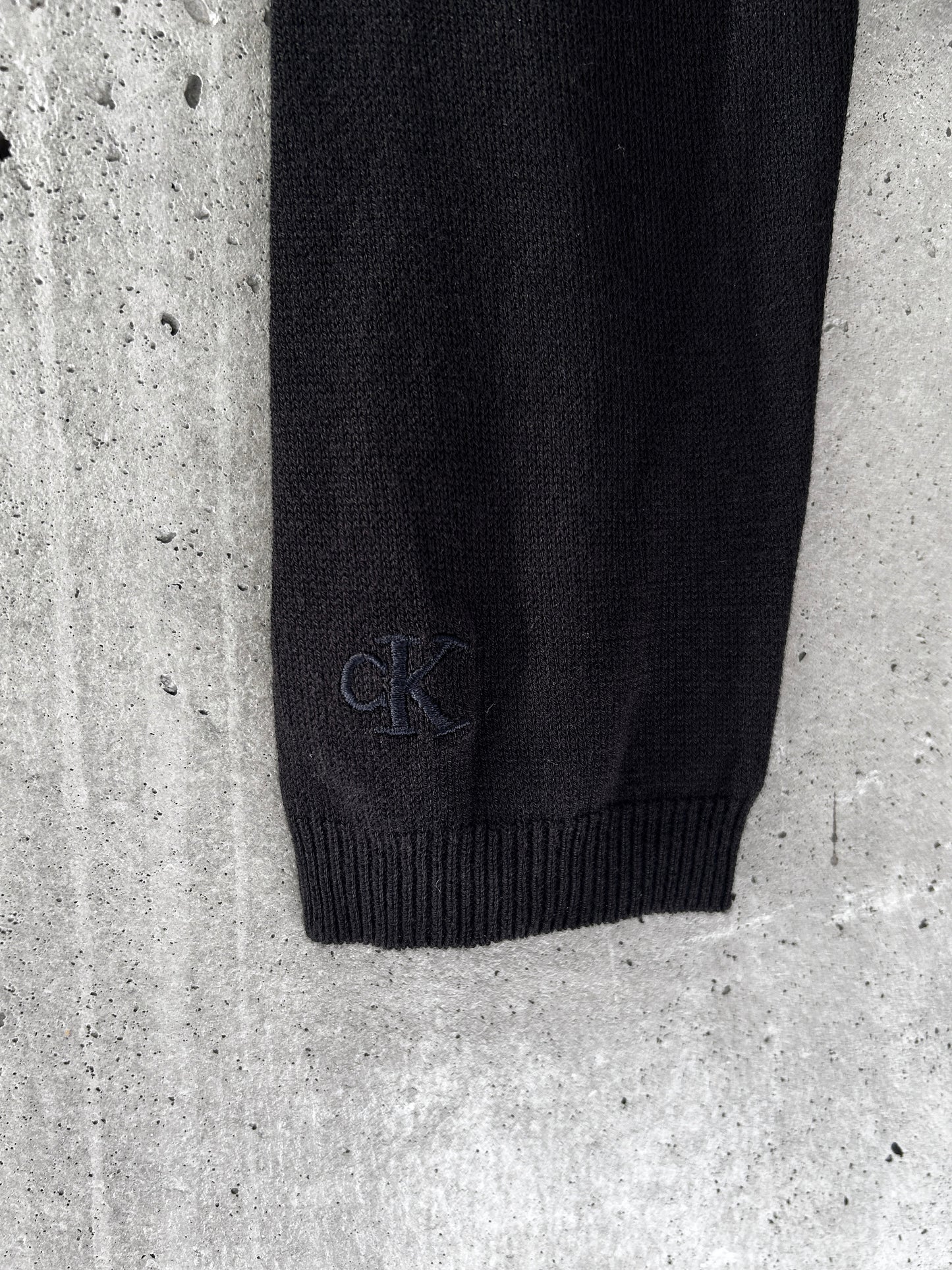 Calvin Klein black lightweight knit cardigan