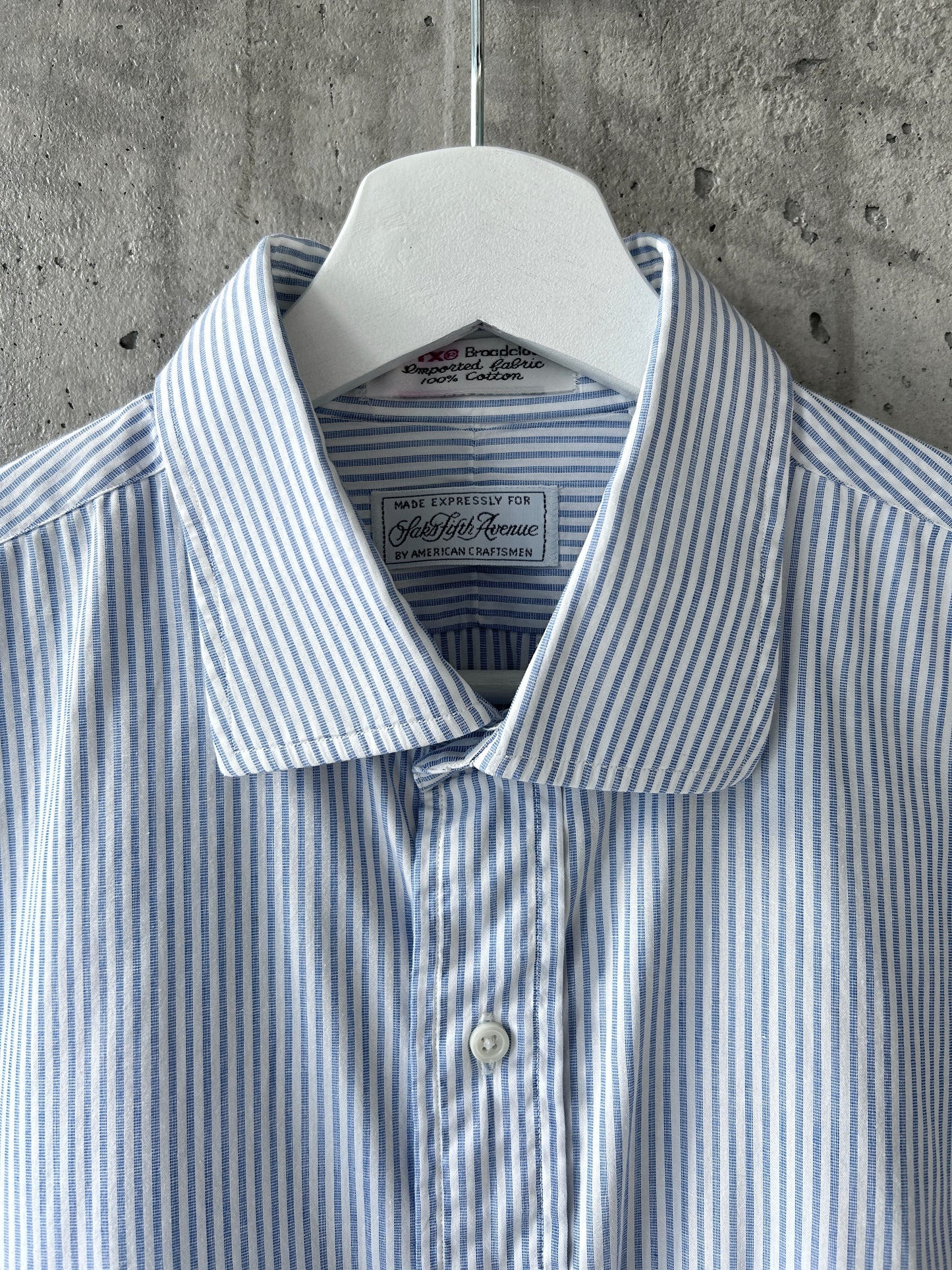 Saks Fifth Avenue blue cotton striped button-up shirt