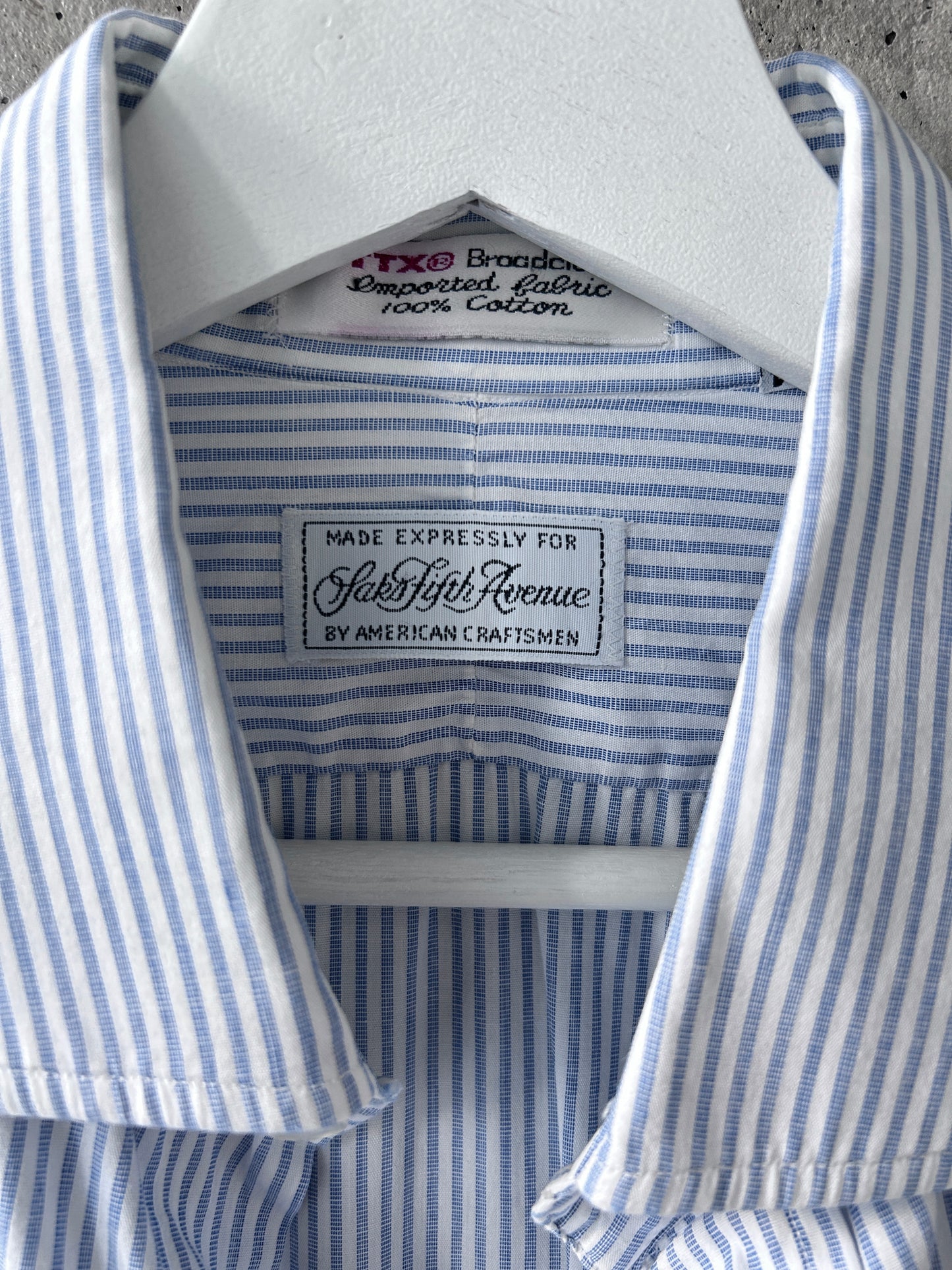 Saks Fifth Avenue blue cotton striped button-up shirt