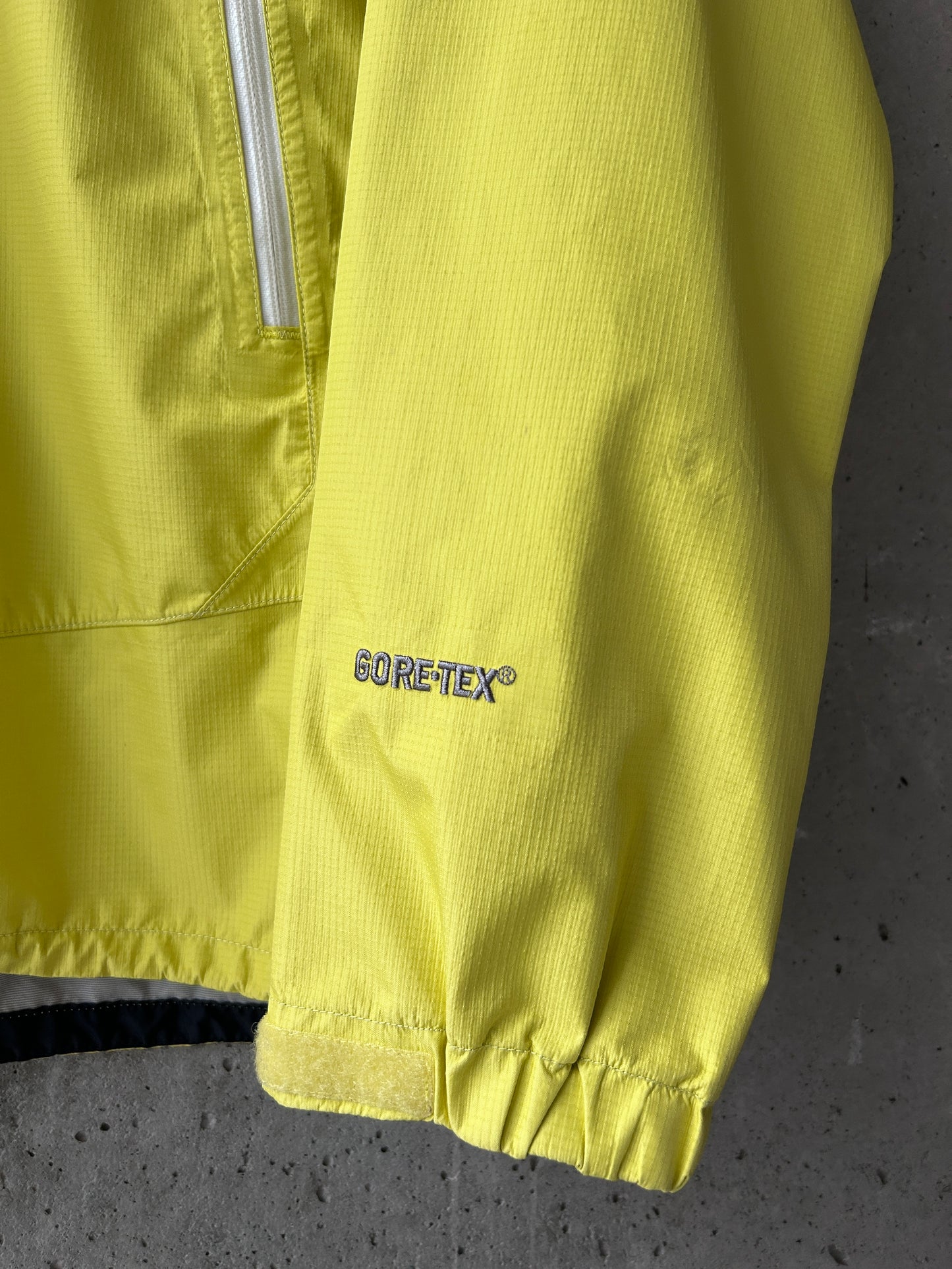 Montbell yellow GORE-TEX ripstop nylon jacket