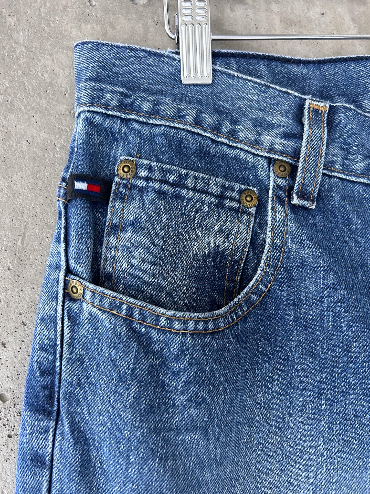 Tommy Hilfiger blue mid wash denim relaxed straight leg jeans