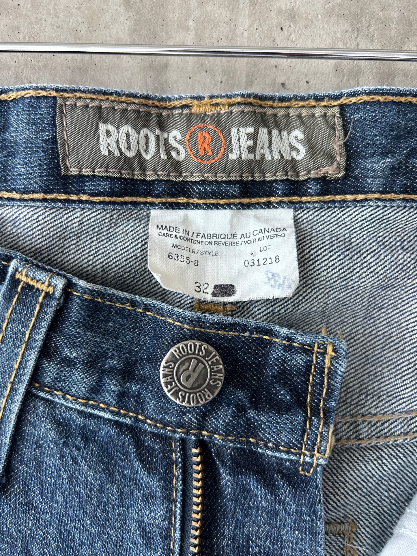 Roots blue mid-dark wash denim straight leg bootcut jeans