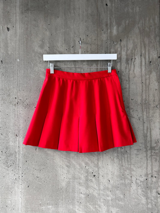 Quantum Sportswear red pleated mini skirt