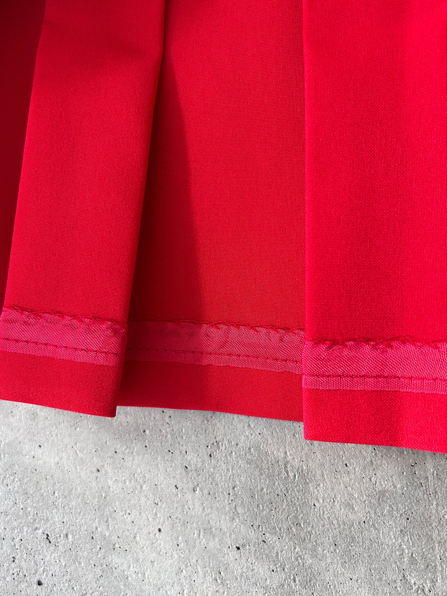 Quantum Sportswear red pleated mini skirt