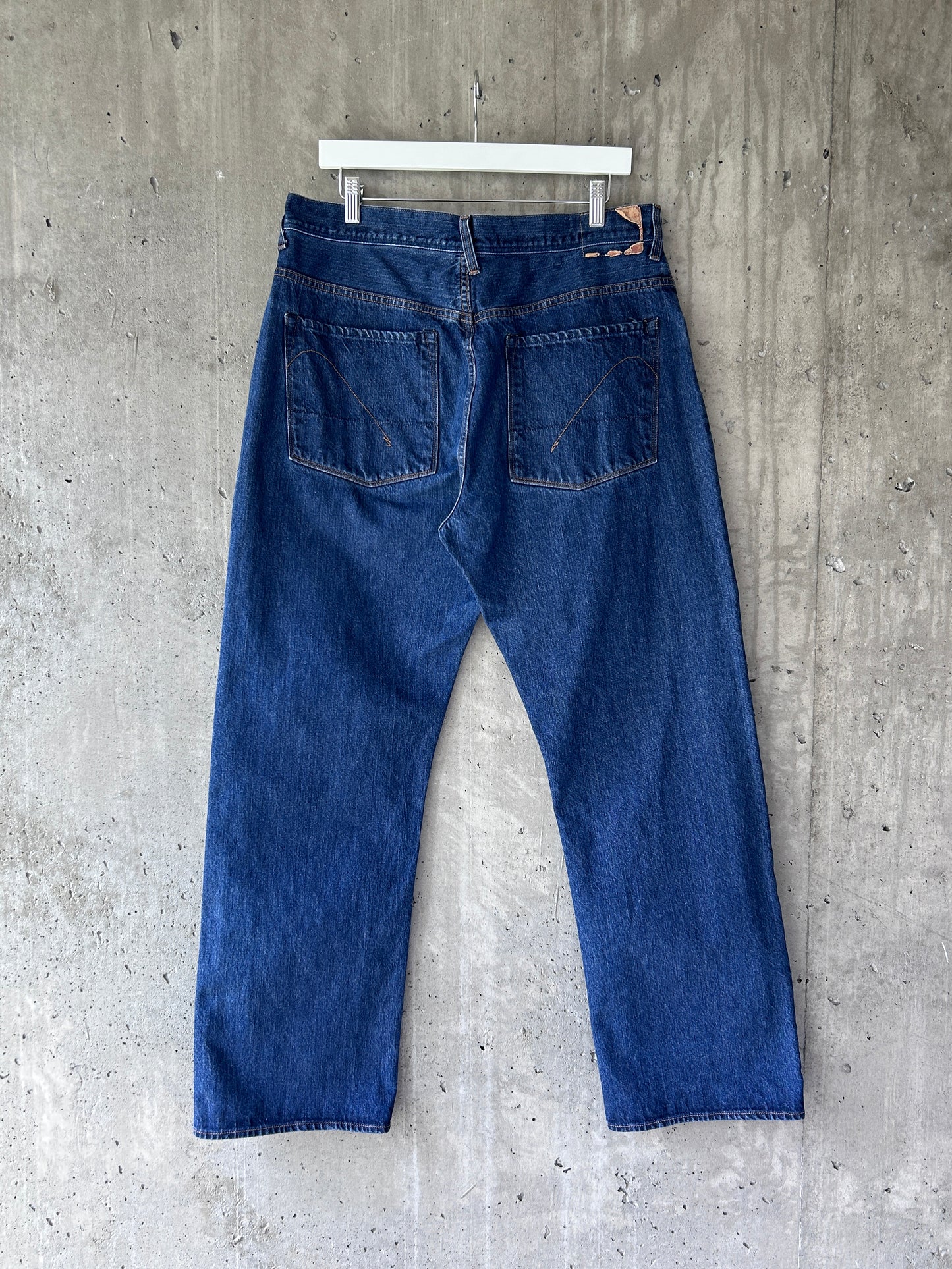 Guess blue mid wash denim relaxed straight leg jeans