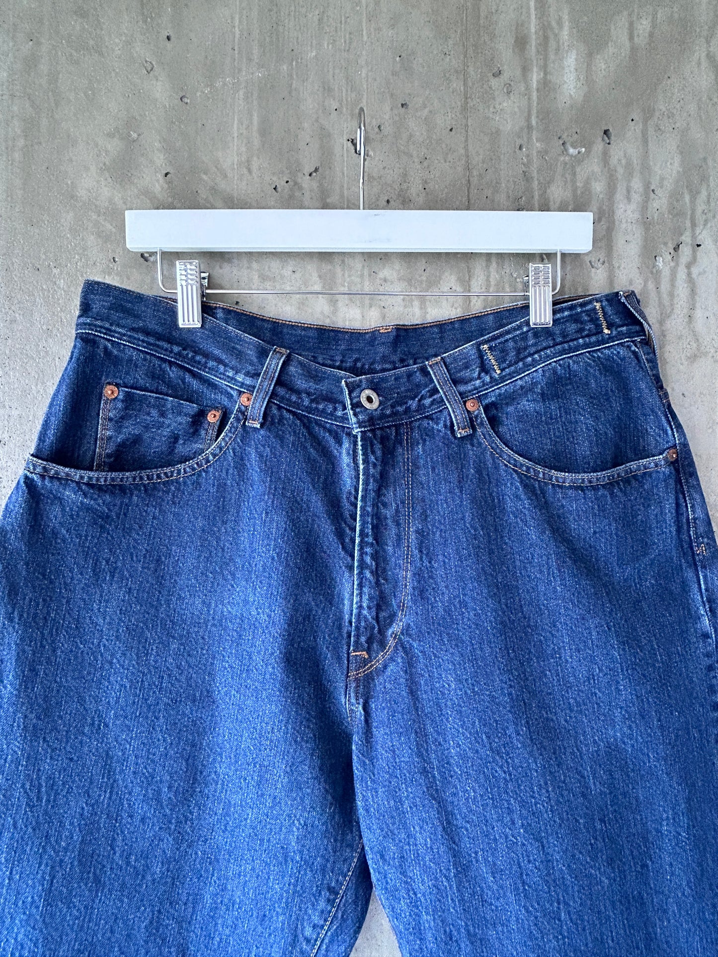 Guess blue mid wash denim relaxed straight leg jeans