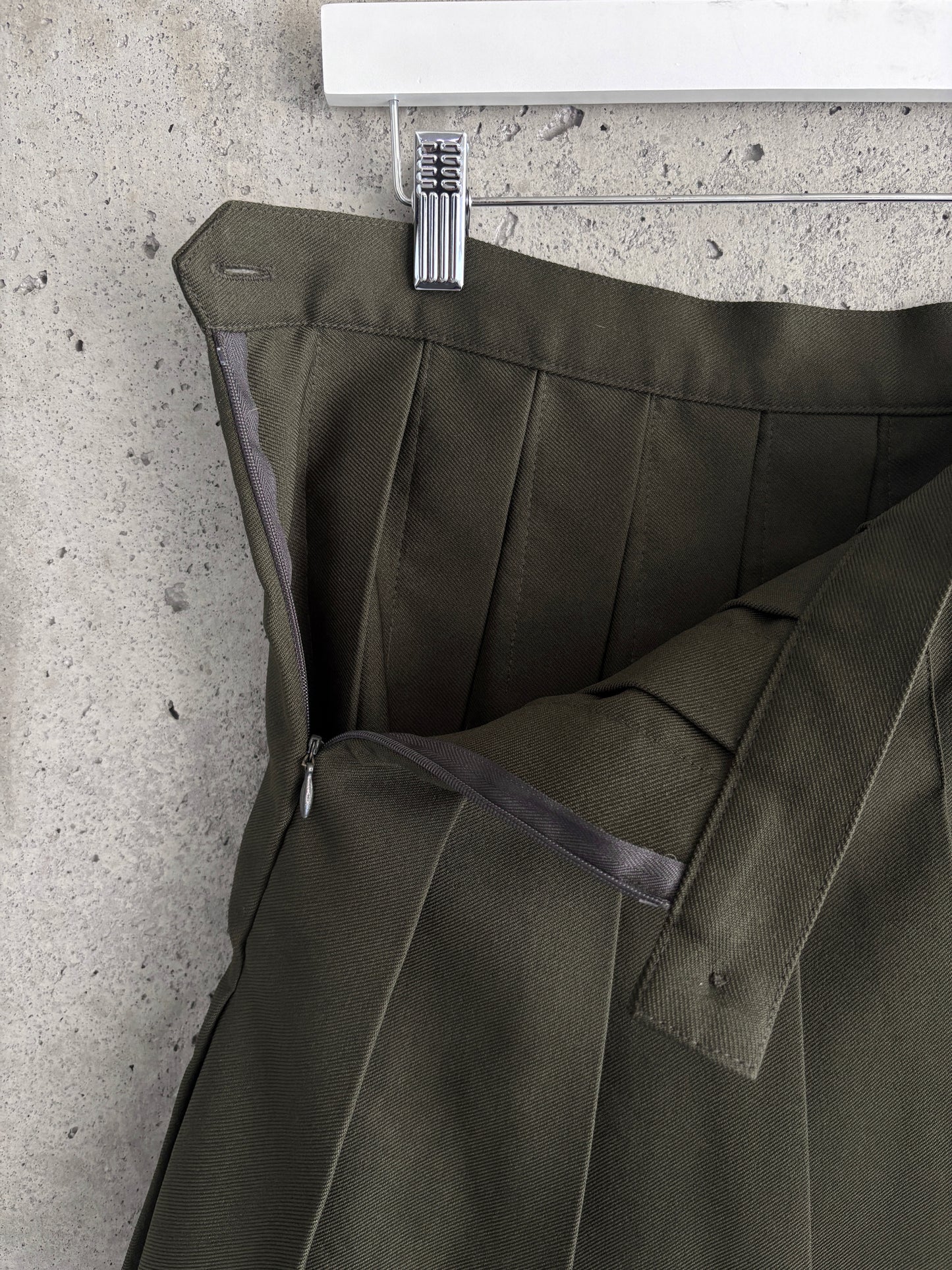 Los Angeles Apparel olive green pleated mini skirt