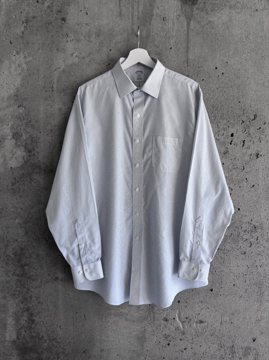 Brooks Brothers white/blue striped cotton button-up shirt