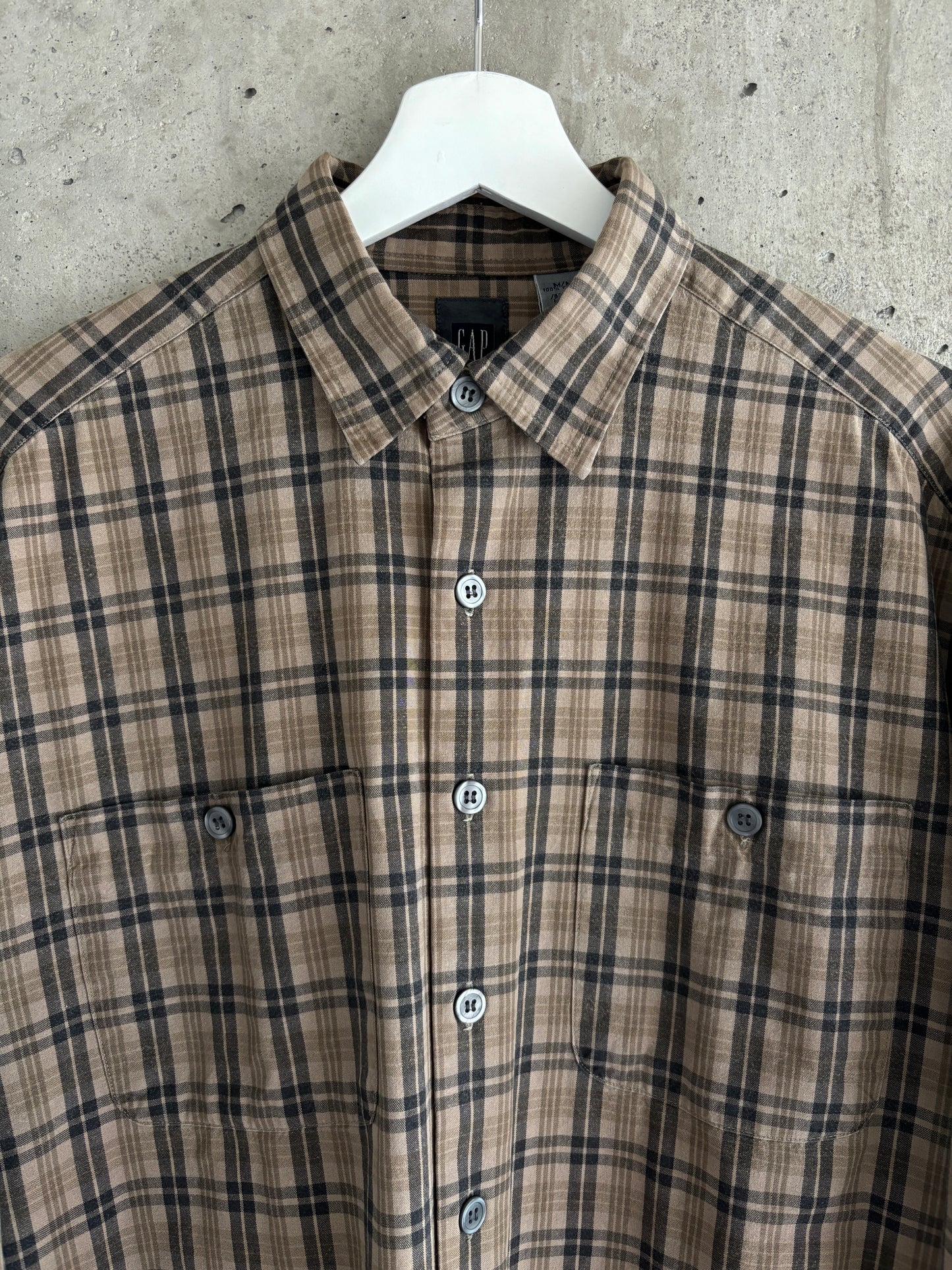 GAP tan/khaki/black plaid cotton button-up shirt